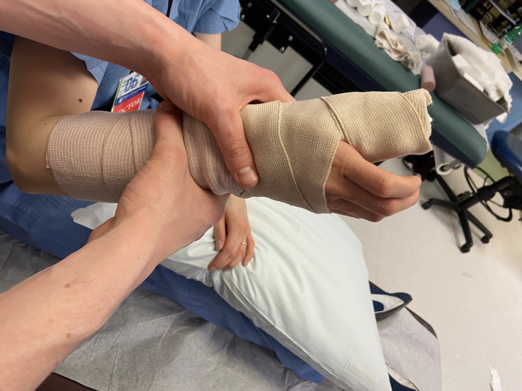 splint-thumbspica_complete+ACE
